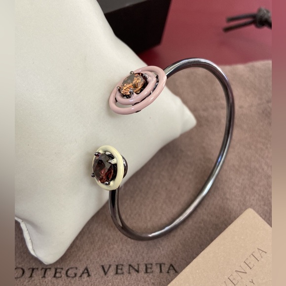 Bottega Veneta Jewelry - 🩷 NWT Bottega Veneta bracelet ( box and dust bag included)